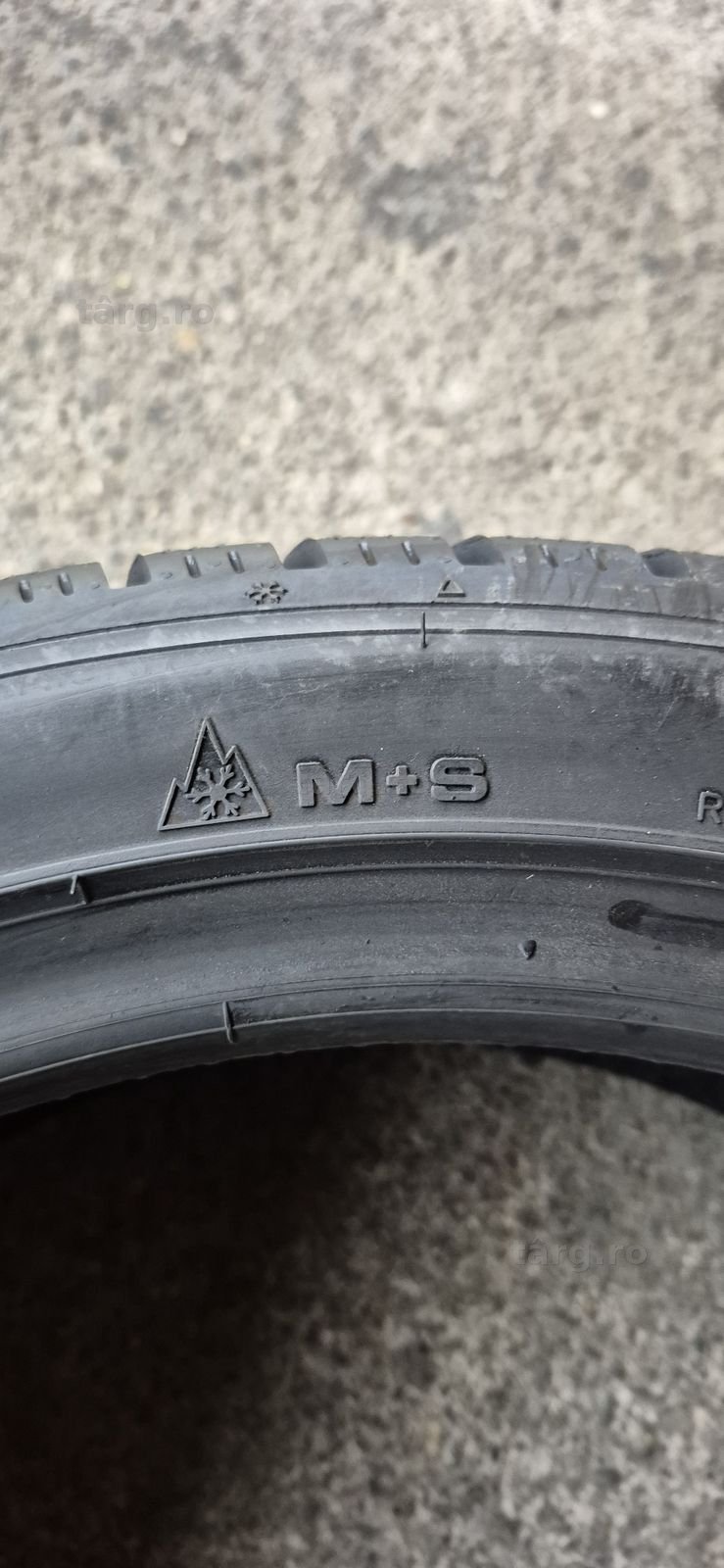 2 anvelope iarna ca noi Goodyear  215/45/18,dot 2020.Pret/bucata. 6