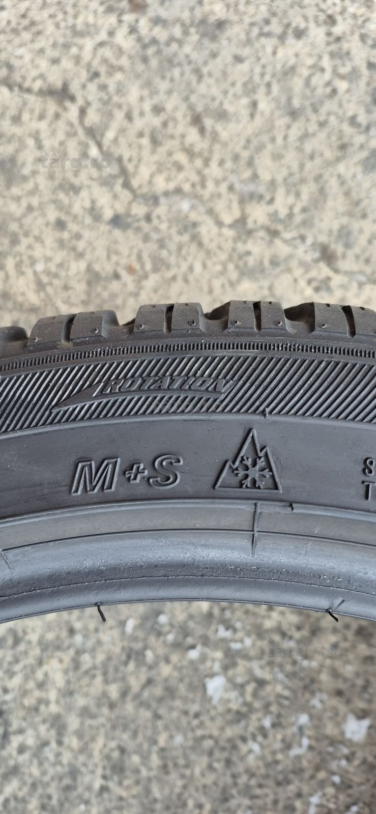 4 anvelope iarna ca si noi Falken 235/40/18.Pretul este pe bucata 7