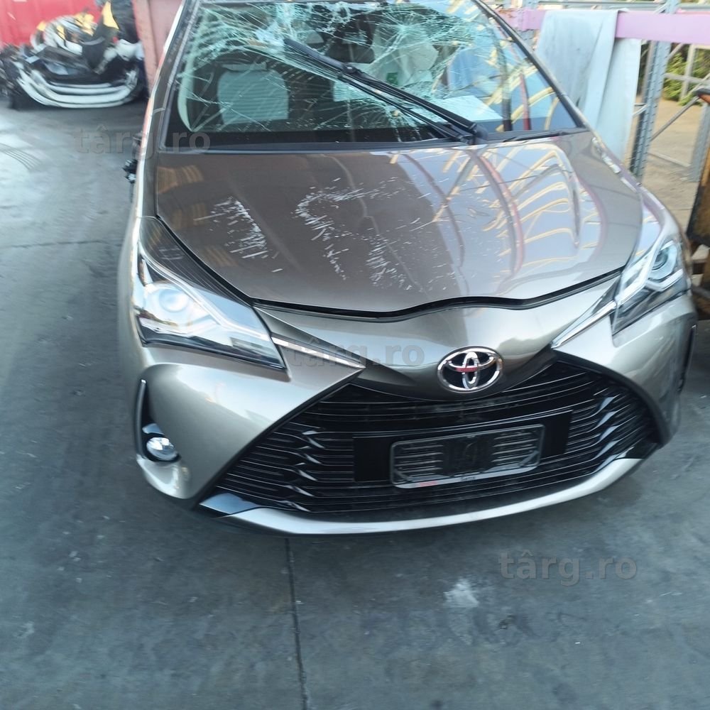 Dezmembrez Toyota Yaris 1.0