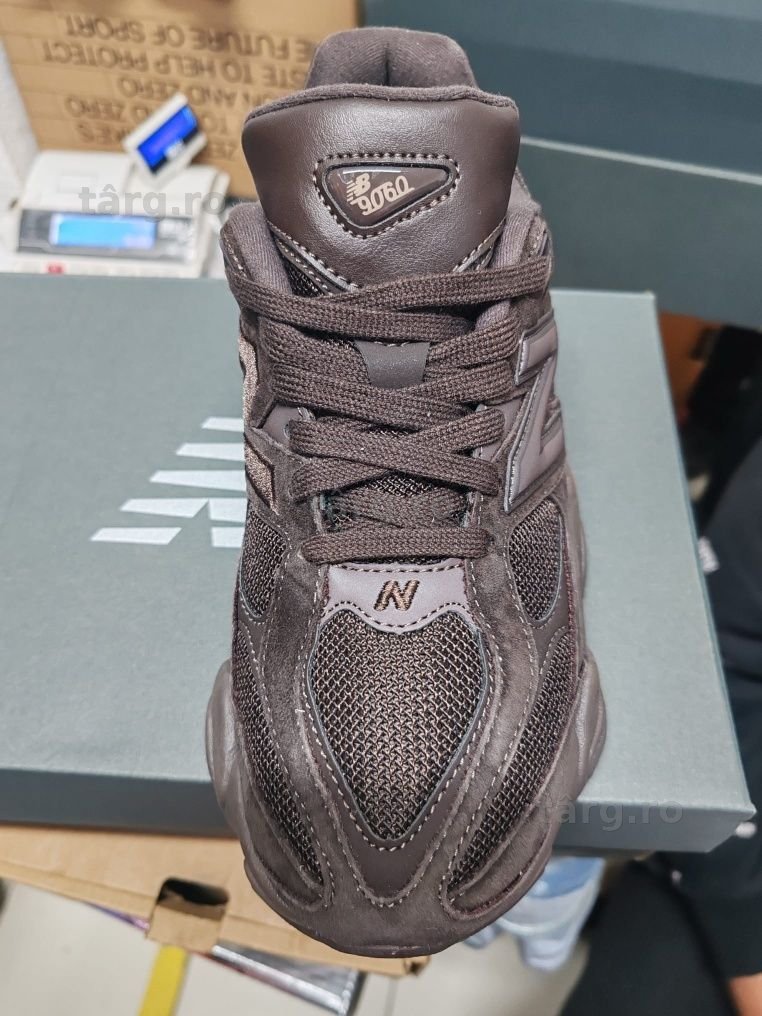 Nb 9060 chocolate 4