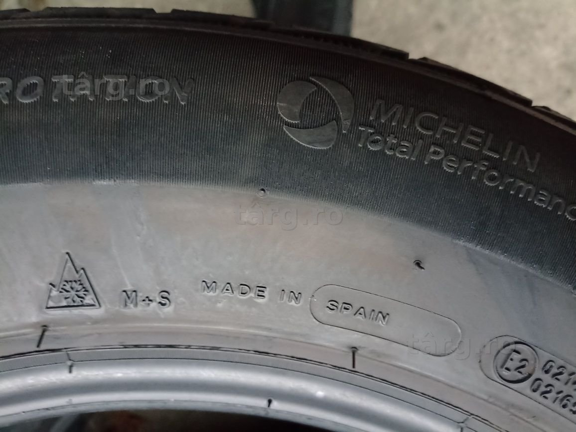 4 anvelope de iarna Michelin 215/65 R17 dot 2521 7