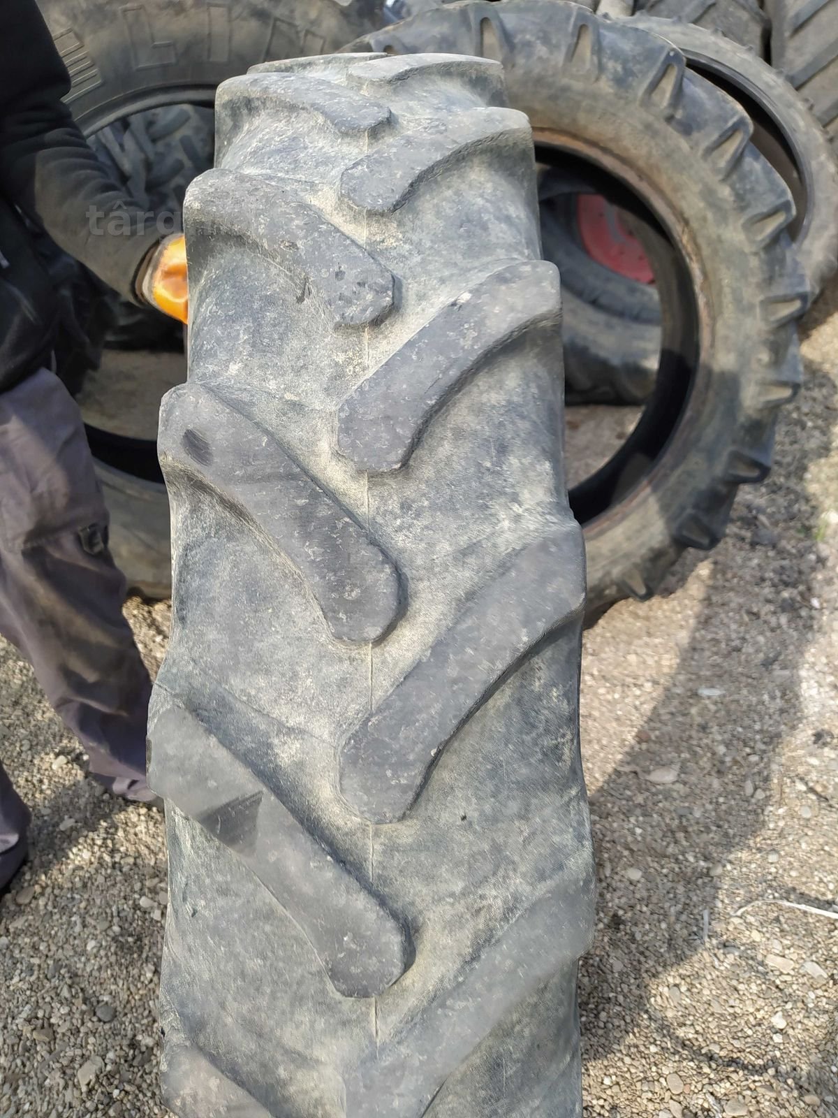 Anvelopa 9.5 R32 Alliance 2