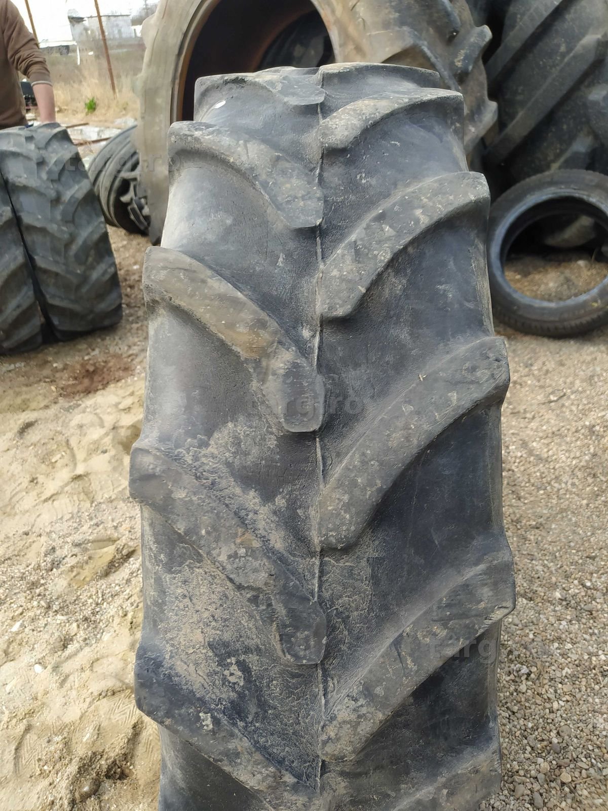 Anvelopa 280.85 R24