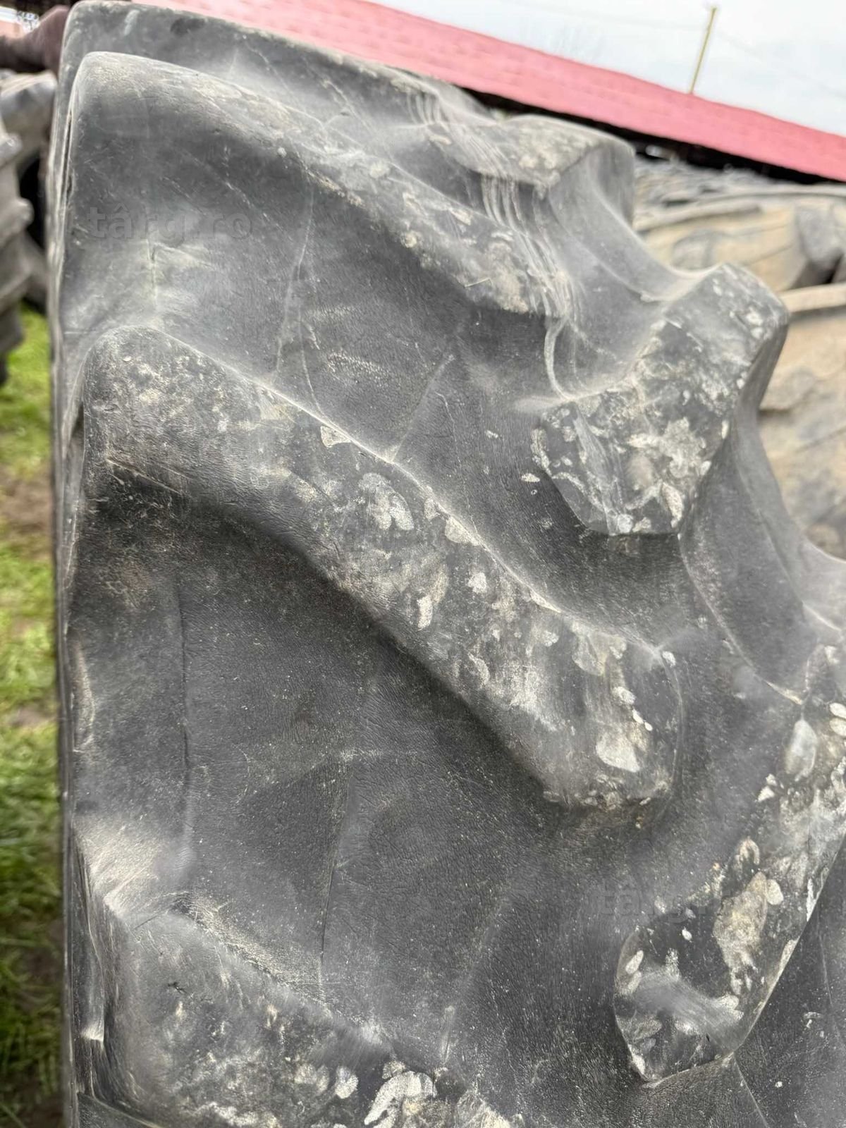 Cauciuc 16.9 R28 Pirelli 4