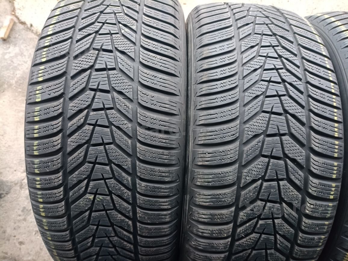 4 anvelope de iarna Hankook 2x255/50 R19 dot 3121 2x235/55 R19 dot3321 2
