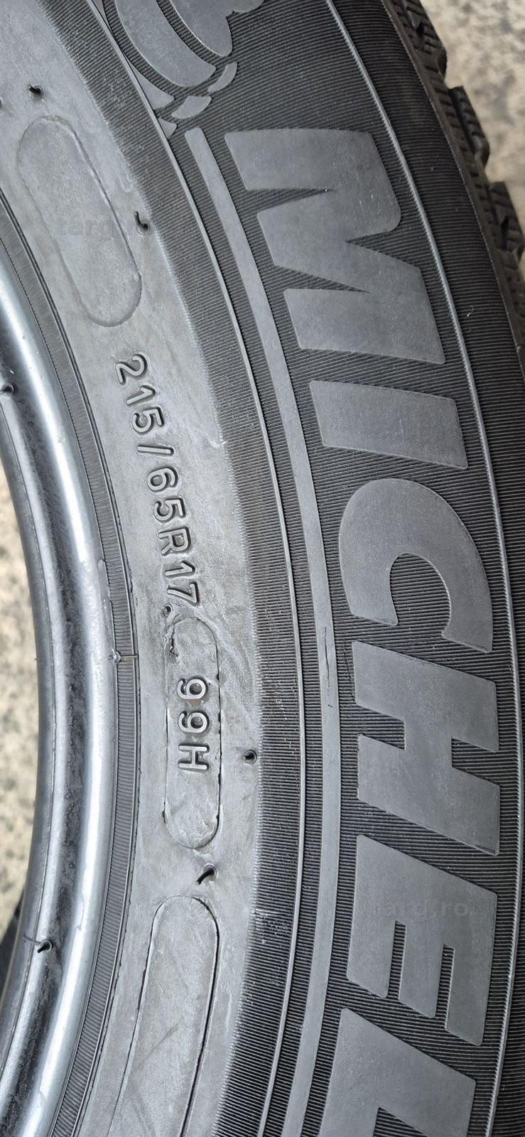 4 anvelope iarna ca si noi Michelin 215/65/17.Pretul este pe bucata. 6