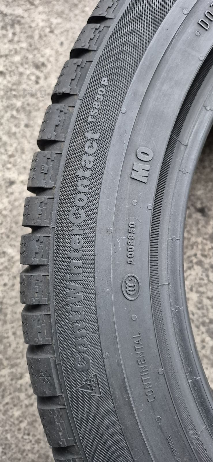4 anvelope iarna Continental 255/45/17.Pretul este pe bucata. 5