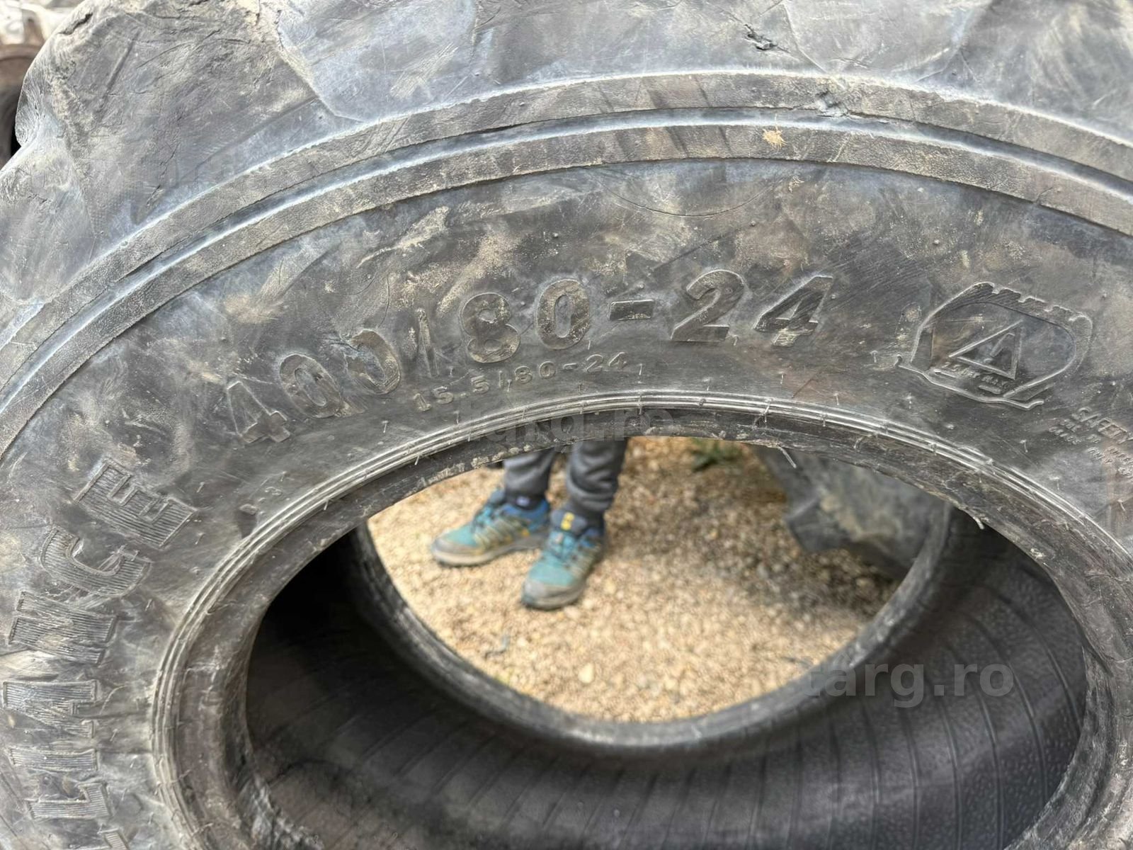 Anvelope 15.5 /80 R24 2