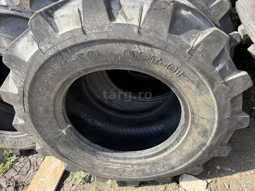 405/70r20 mitas 4