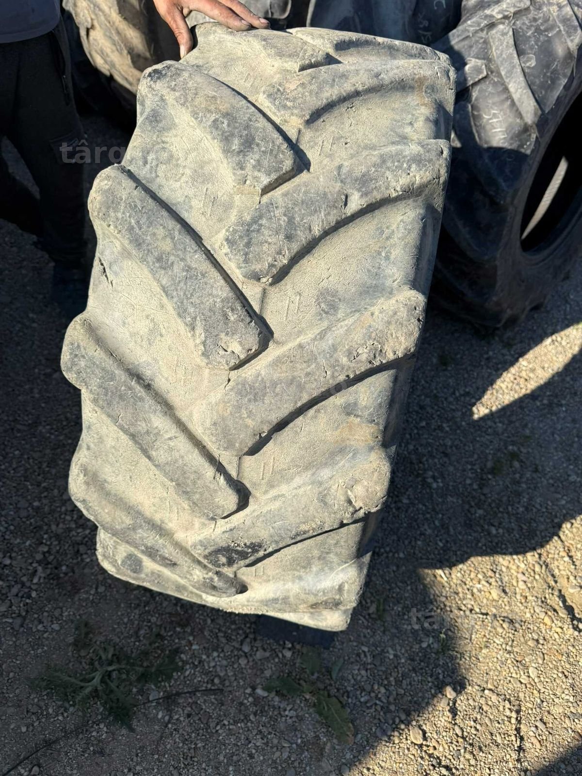 Anvelopa 405/70 R20