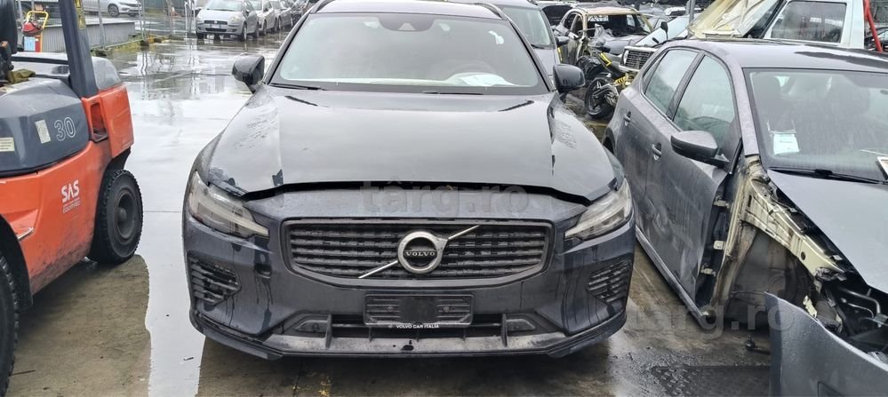 Dezmembrez Volvo V60