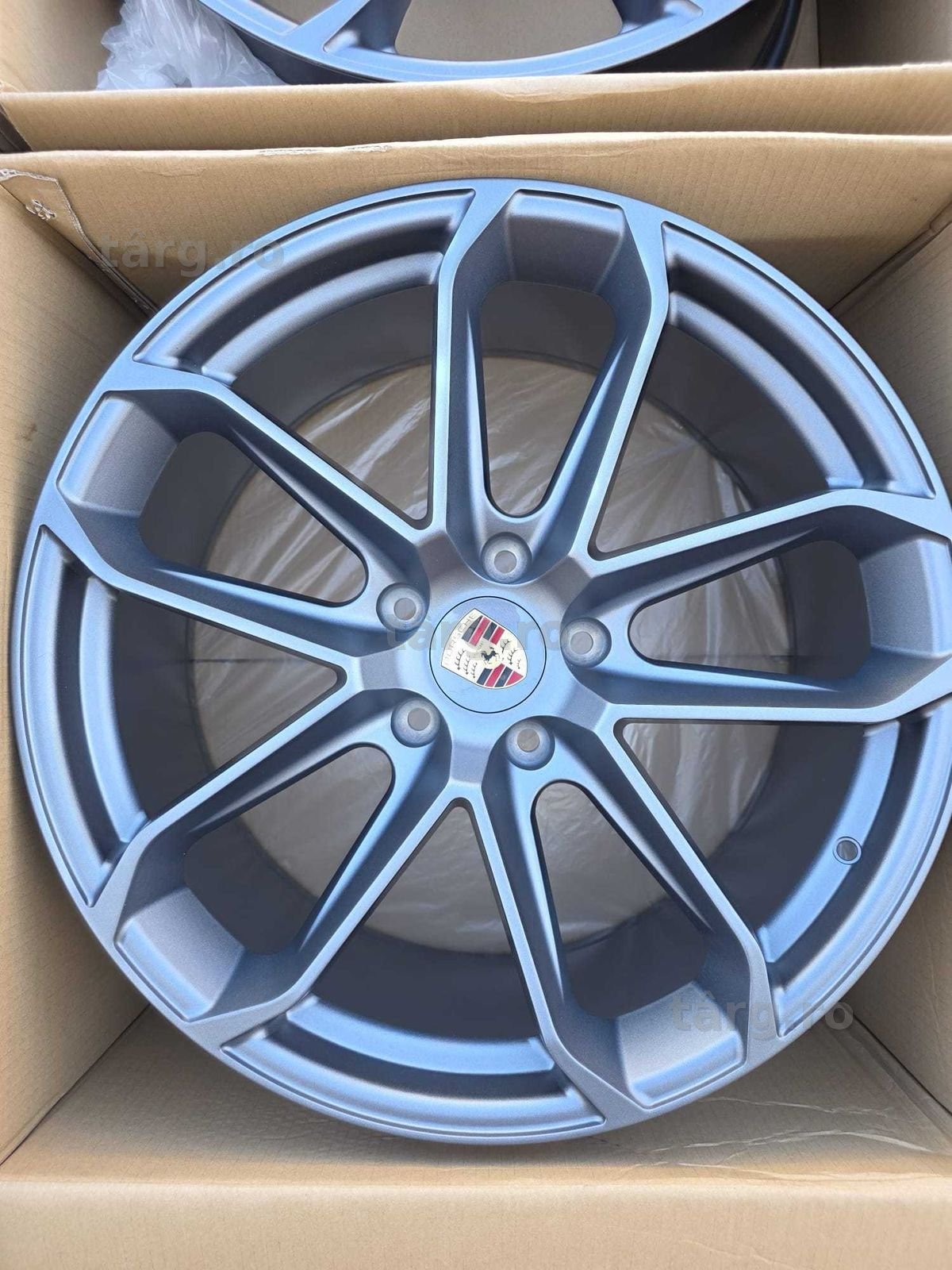 Jante noi Porsche Cayenne R22