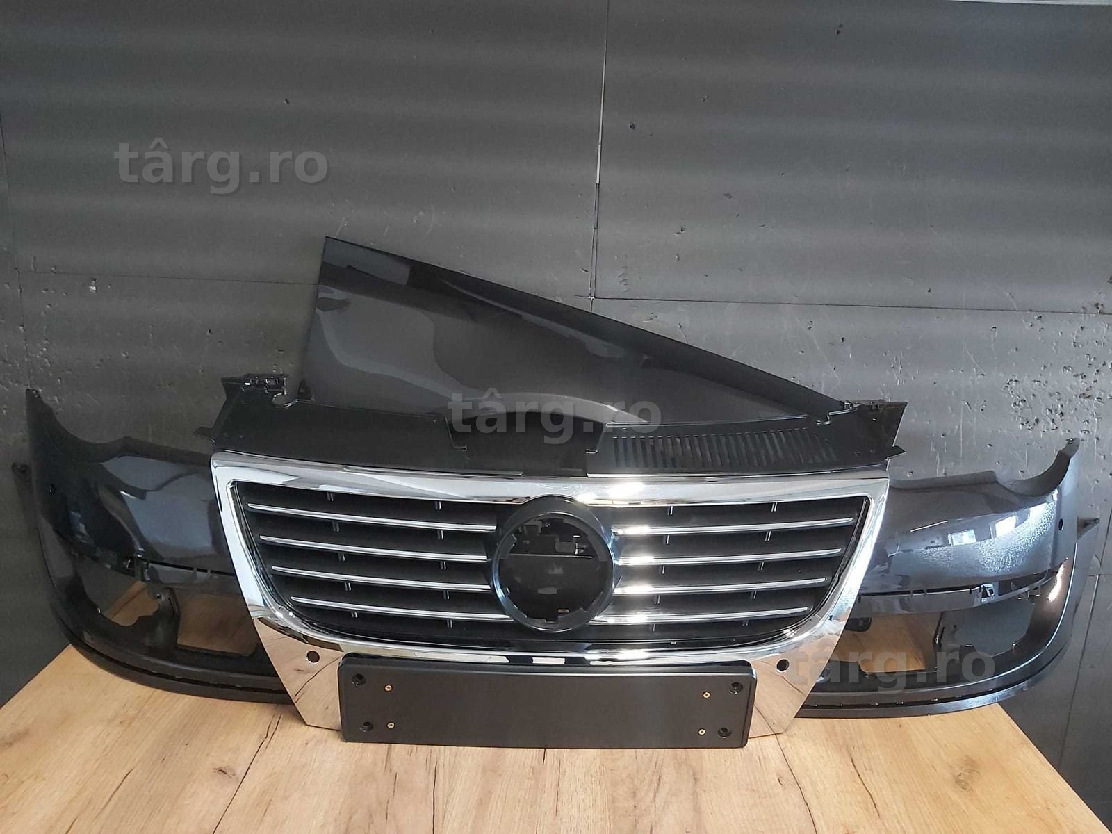 Bara&Grila&Aripa Fata Dreapta VW Passat B6 2005-2011 (LC8Z (Maro))
