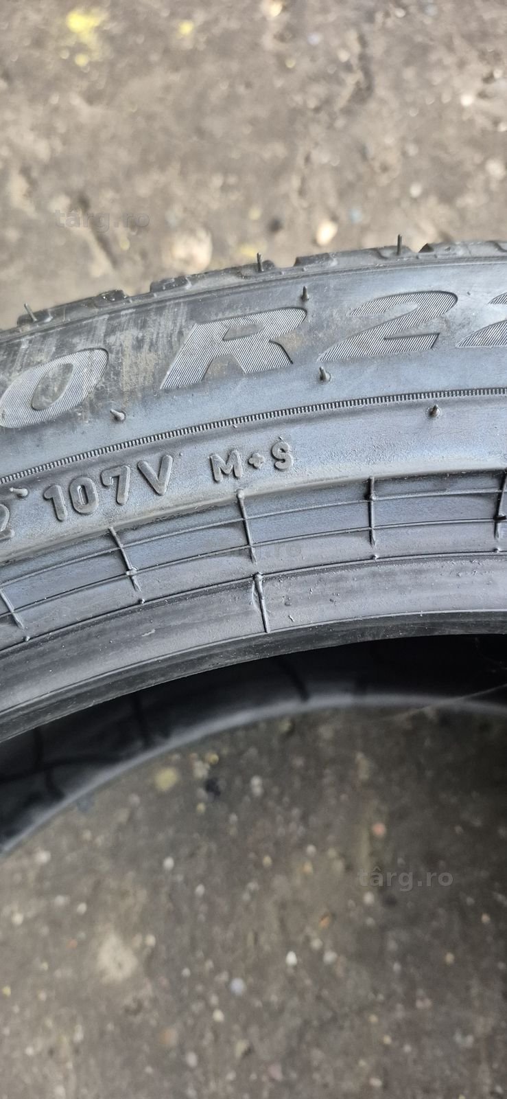 4 anvelope iarna Pirelli 275/40/22.Pretul este pe bucata. 8