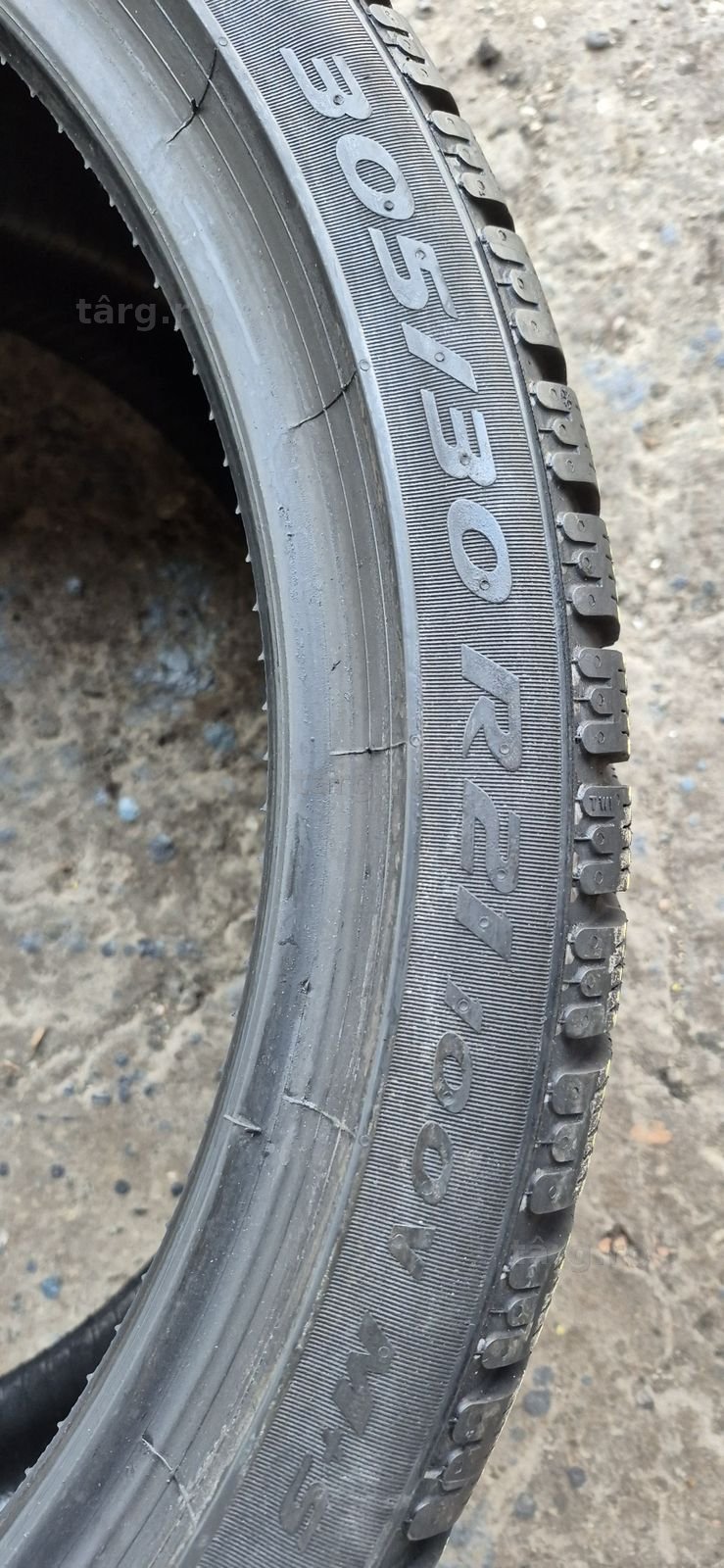 2 anvelope iarna Pirelli 305/30/21.Pretul este pe bucata. 5