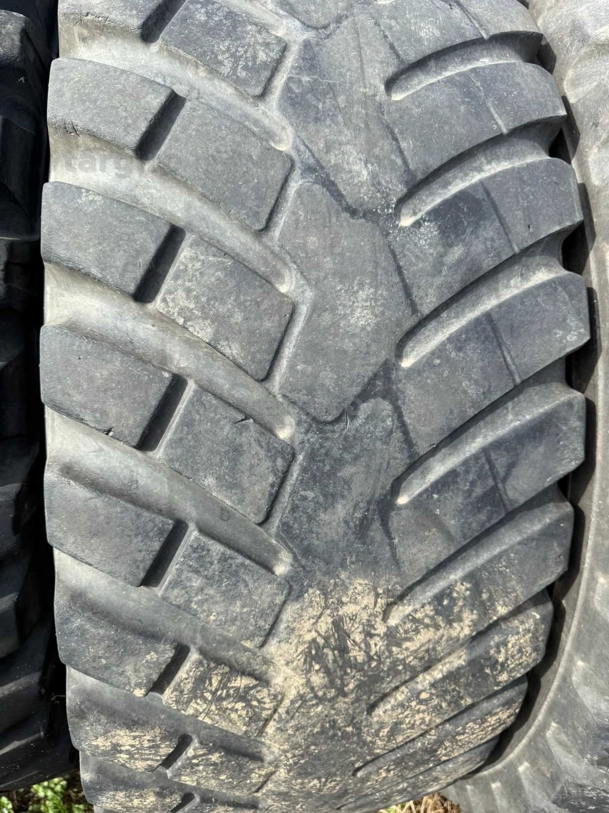 Anvelope 400.80 R24 BKT 2