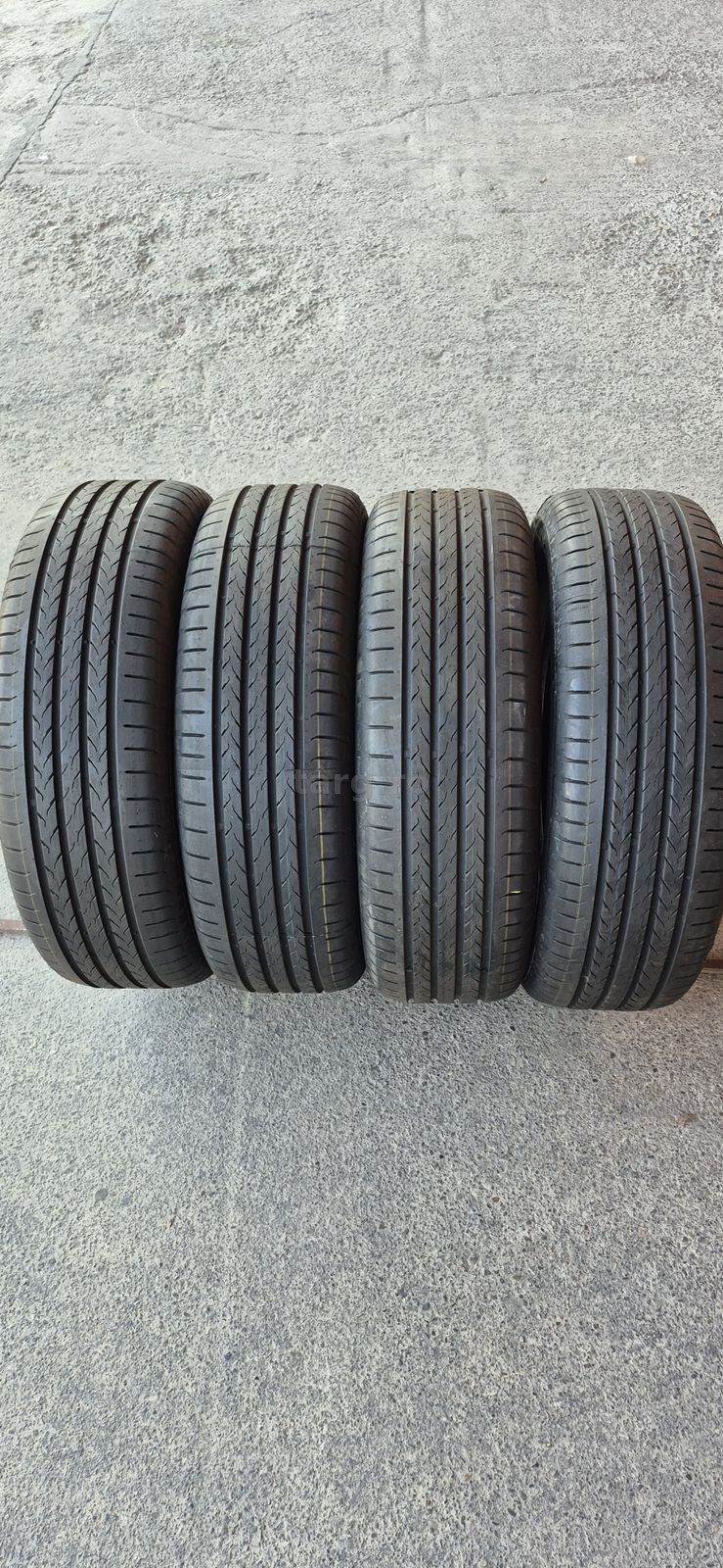 4 anvelope vara noi Continental 215/60/17,dot 2023.Pretul este pe bucata.
