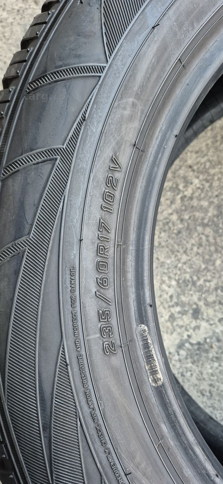 4 anvelope iarna ca noi Falken 235/60/17.Pretul este pe bucata. 6