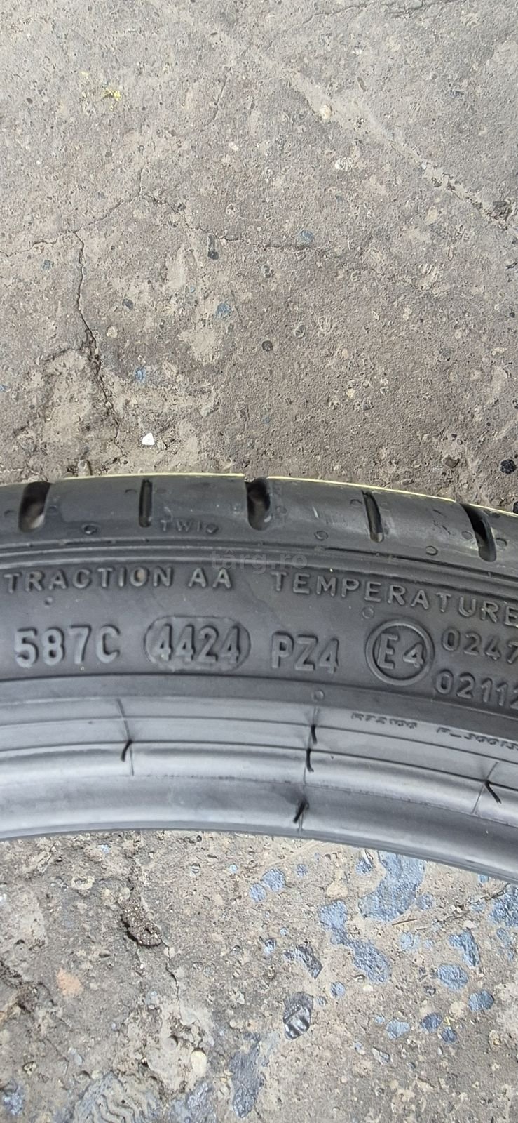 4 anvelope vara Pirelli,fata 255/35/20,spate 285/30/20.Pretul este pe bucata. 8