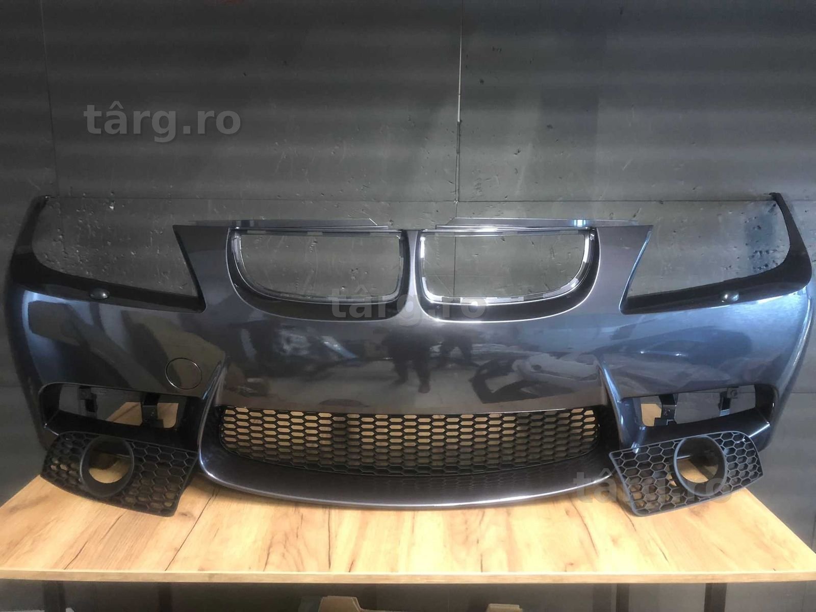 Bara Fata Spalator Far BMW E90 An 2005-2008 Aspect M (A22 (Gri))