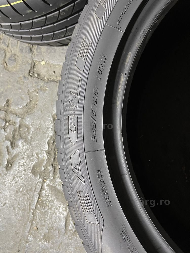 2 anvelope de vara 255/50/19 GOODYEAR RFT 4
