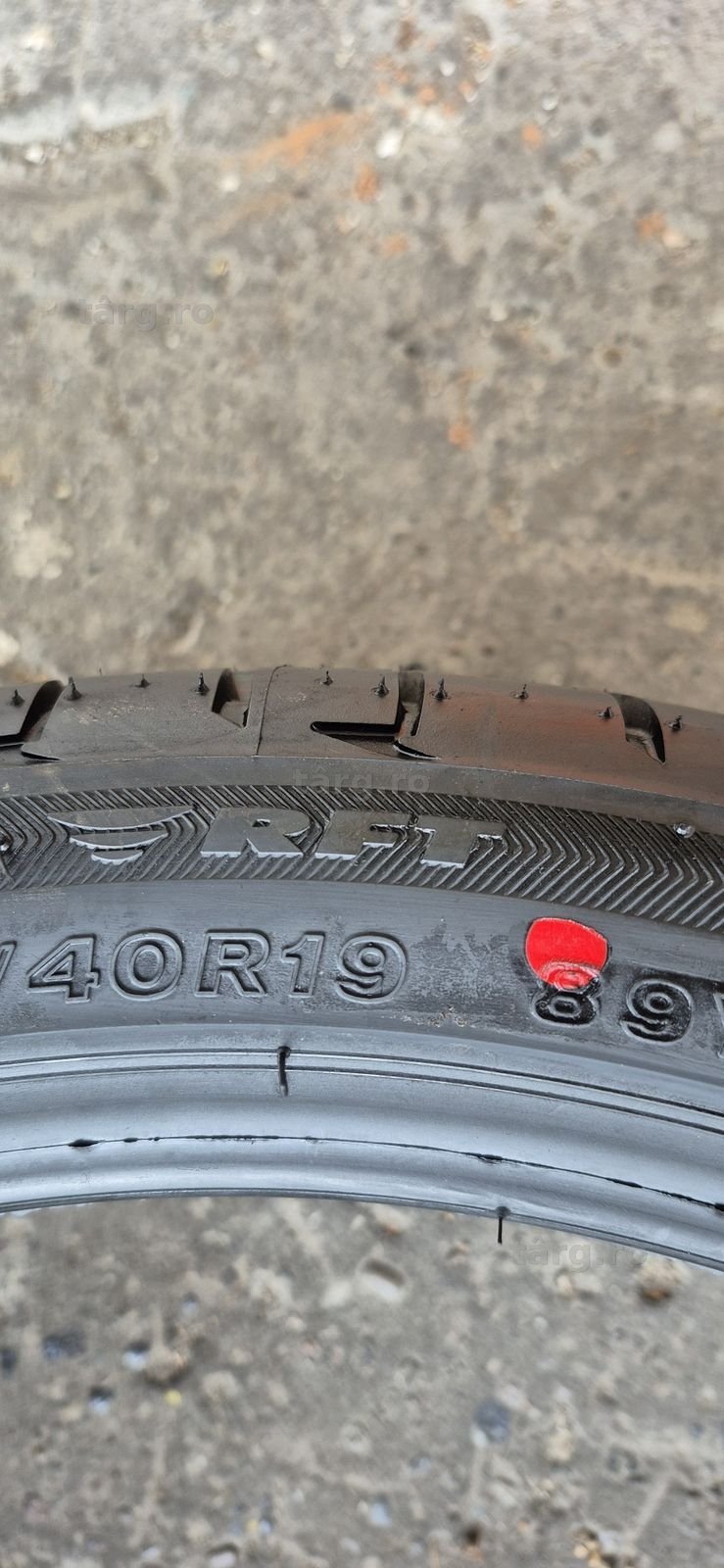 4 anvelope vara noi runflat Bridgestone,fata 225/40/19,spate 255/35/19,dot 2025.Pretul este pe bucata. 8