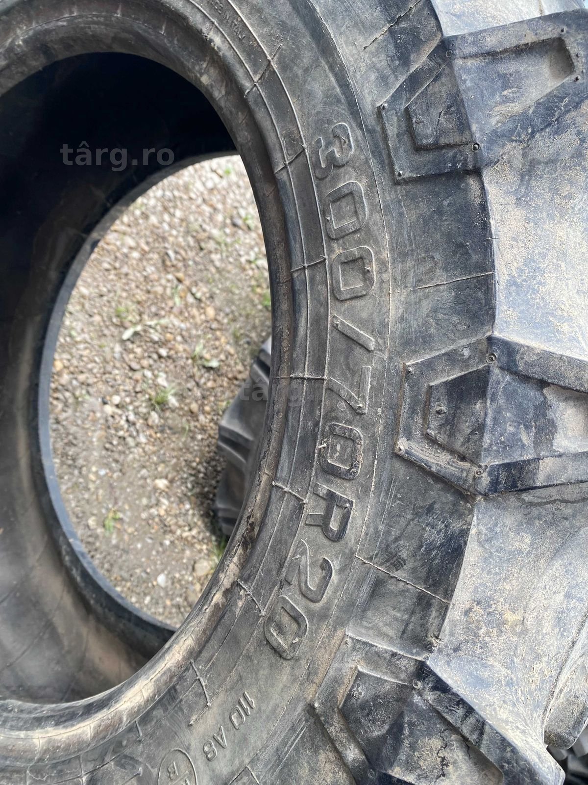Anvelopa 300.70 R20 Pirelli 2