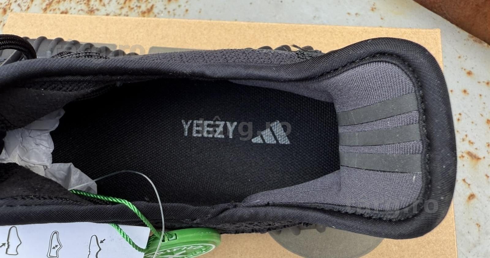 Adidas yeezy boost 350 v2 onyx 8