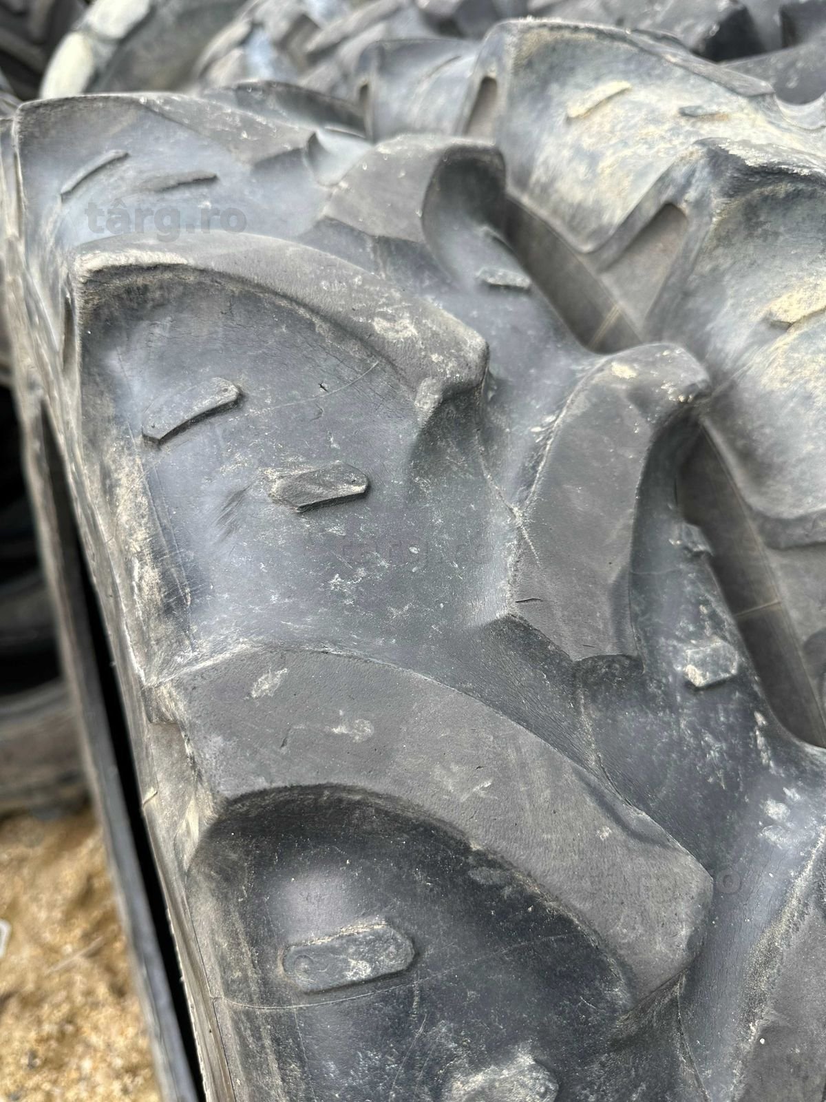 Anvelope sh 9.5 R28 Kleber 4