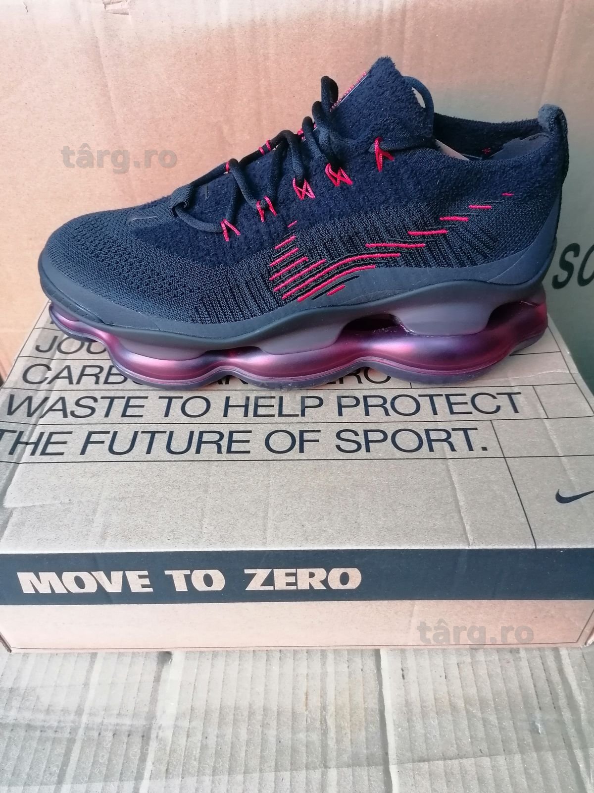 Nike air max Scorpion FK Black university  red