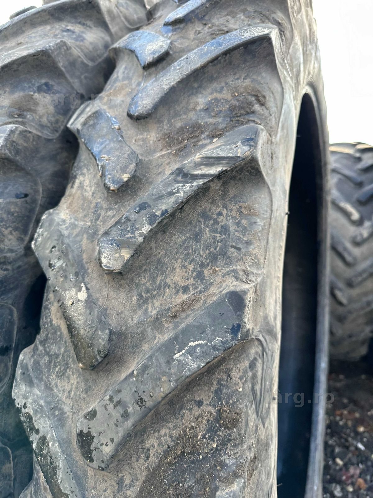 Anvelope sh 12.4 R52 5