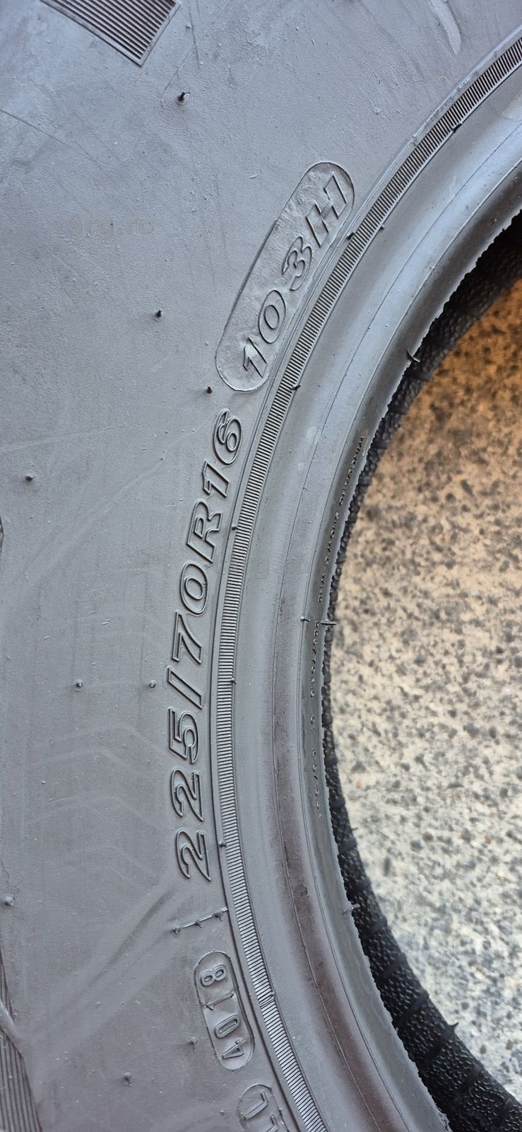 4 anvelope iarna noi Nexen 225/70/16.Pretul este pe bucata. 6