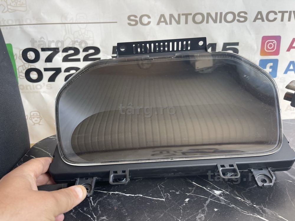 Ceasuri bord digitale Volvo XC60