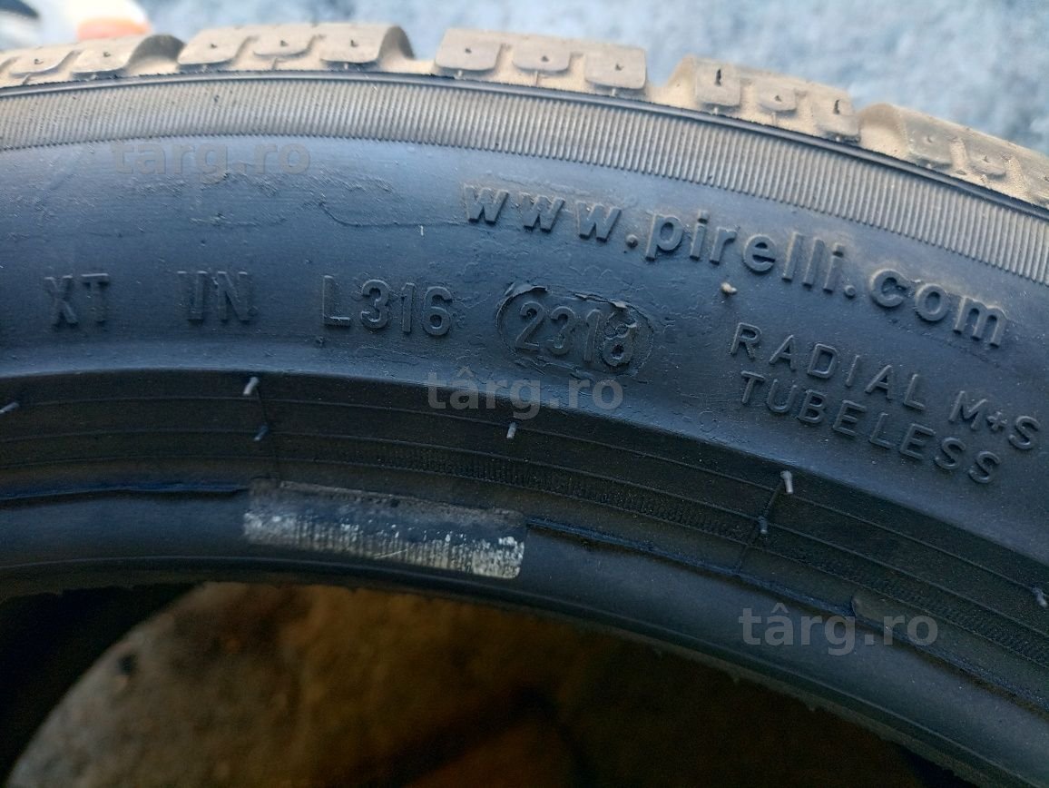 2 anvelope de iarna Pirelli 285/35 R19 dot 2318 4