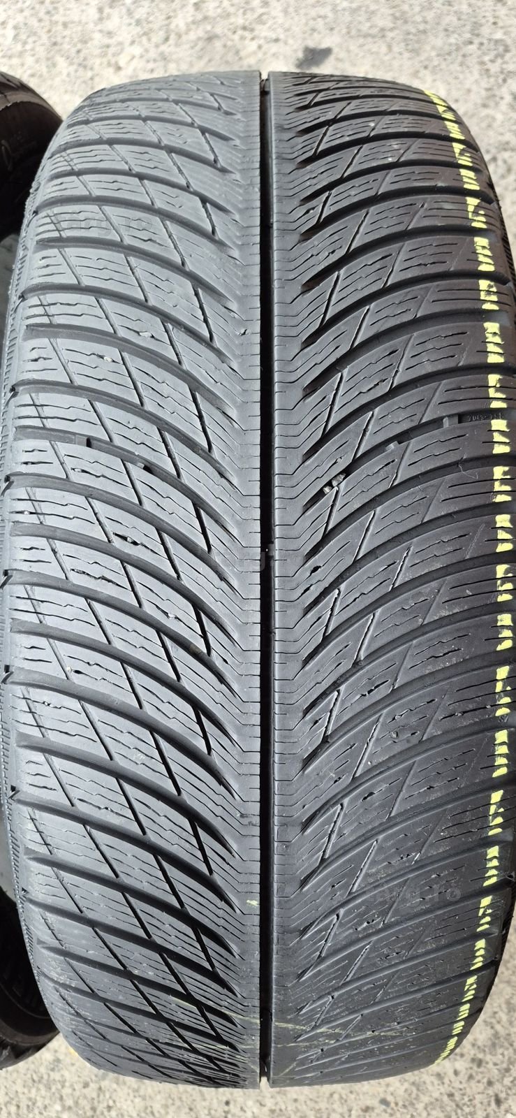 4 anvelope iarna Michelin 245/45/20,dot 2020.Pretul este pe bucata 3