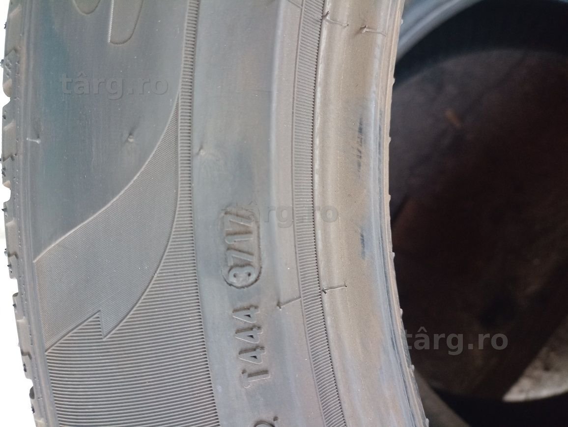 2 anvelope NOI de iarna Pirelli 295/45 R20 dot 3717 6