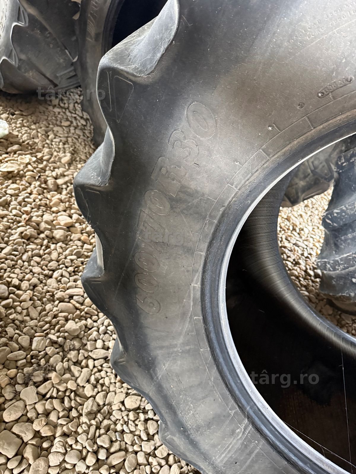 600/70r30 BKT 7