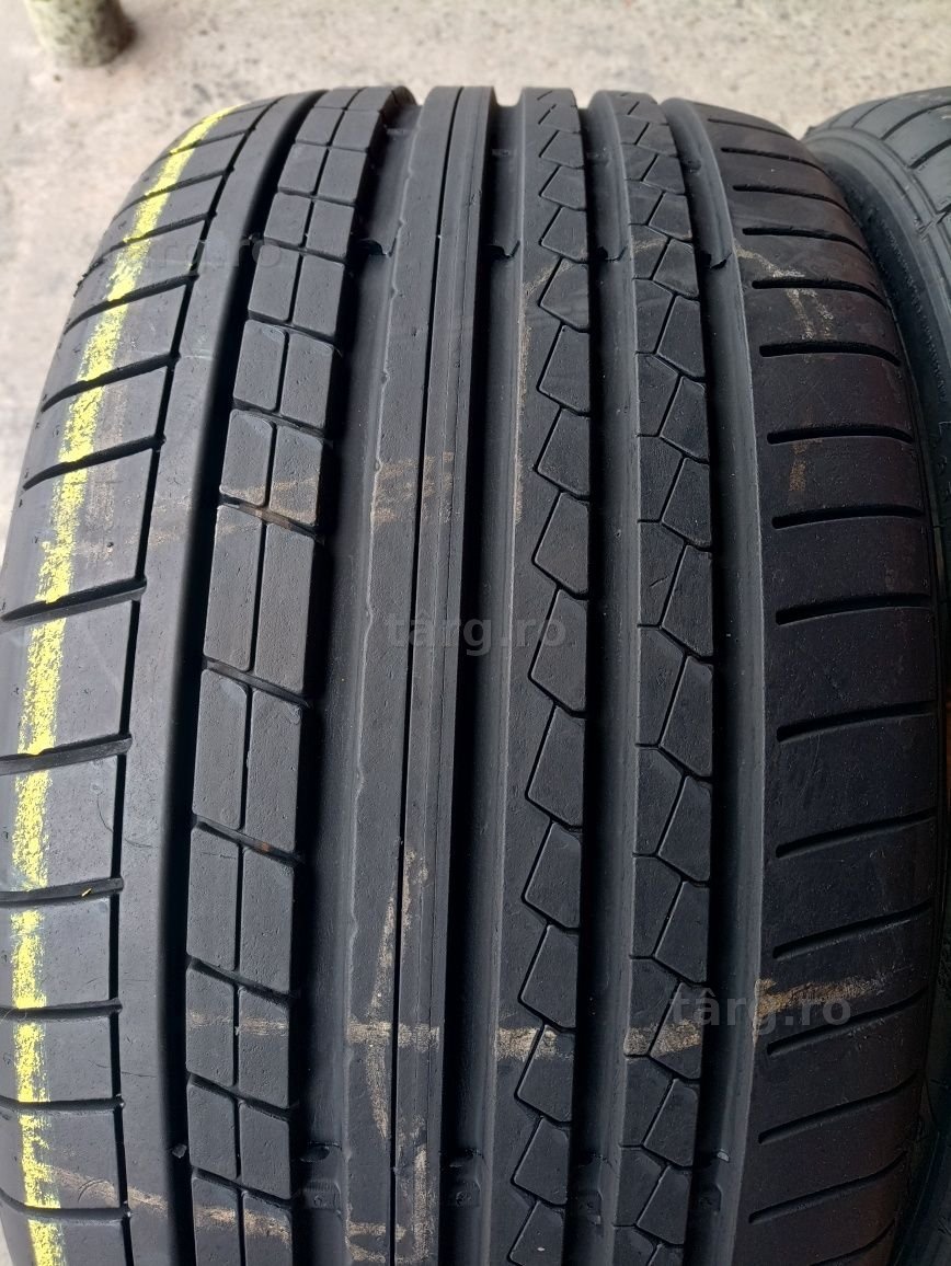 2 anvelope de vara Dunlop ca si noi 265/30 R20 2