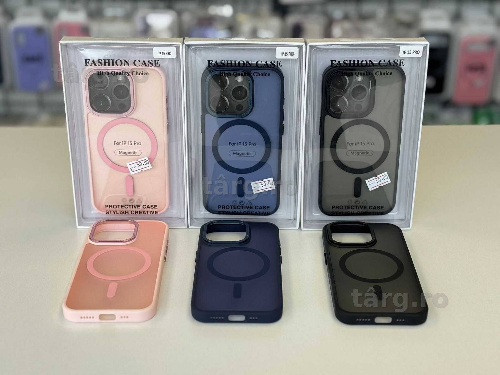 Husa cu MagSafe Fumurie , folie, cablu, incarcator iPhone 15 Pro 2
