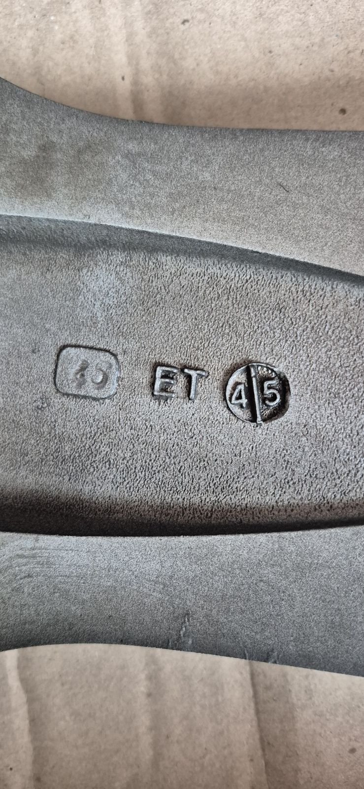 4 jante aliaj R22;9,5J×22H2,ET.45 7