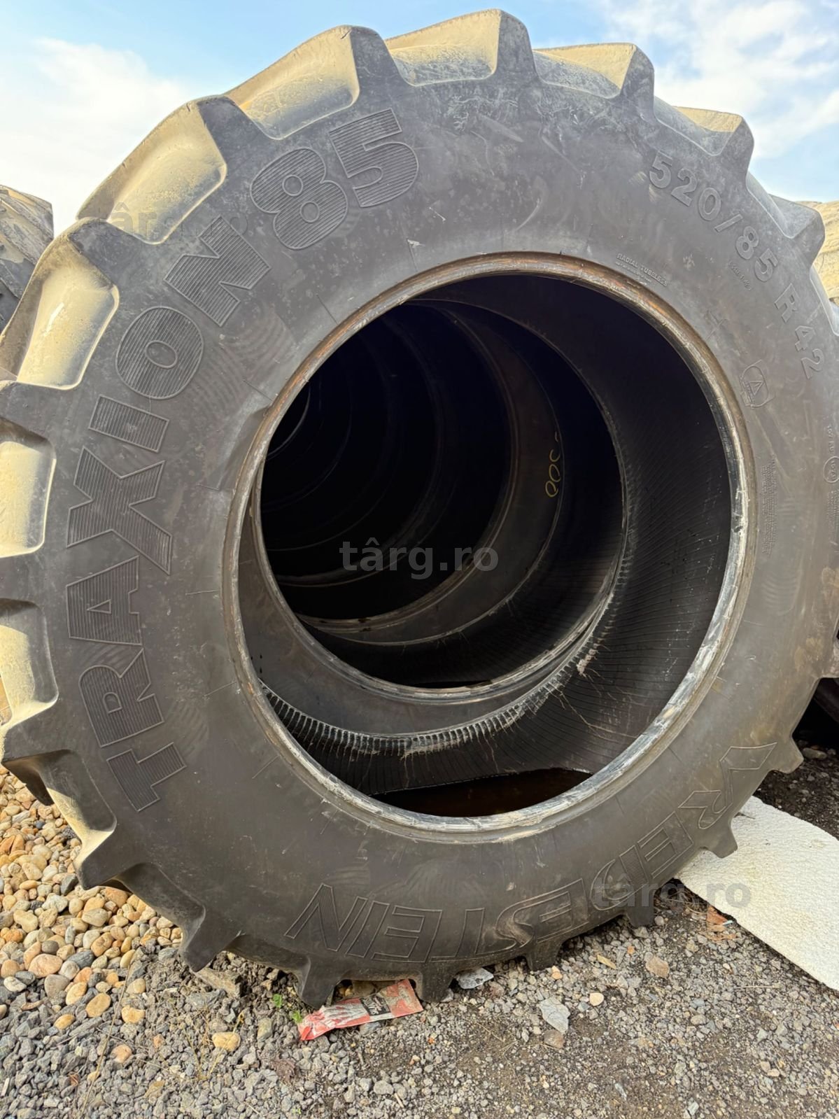 520/85r42 vredestein 2 bucati 4