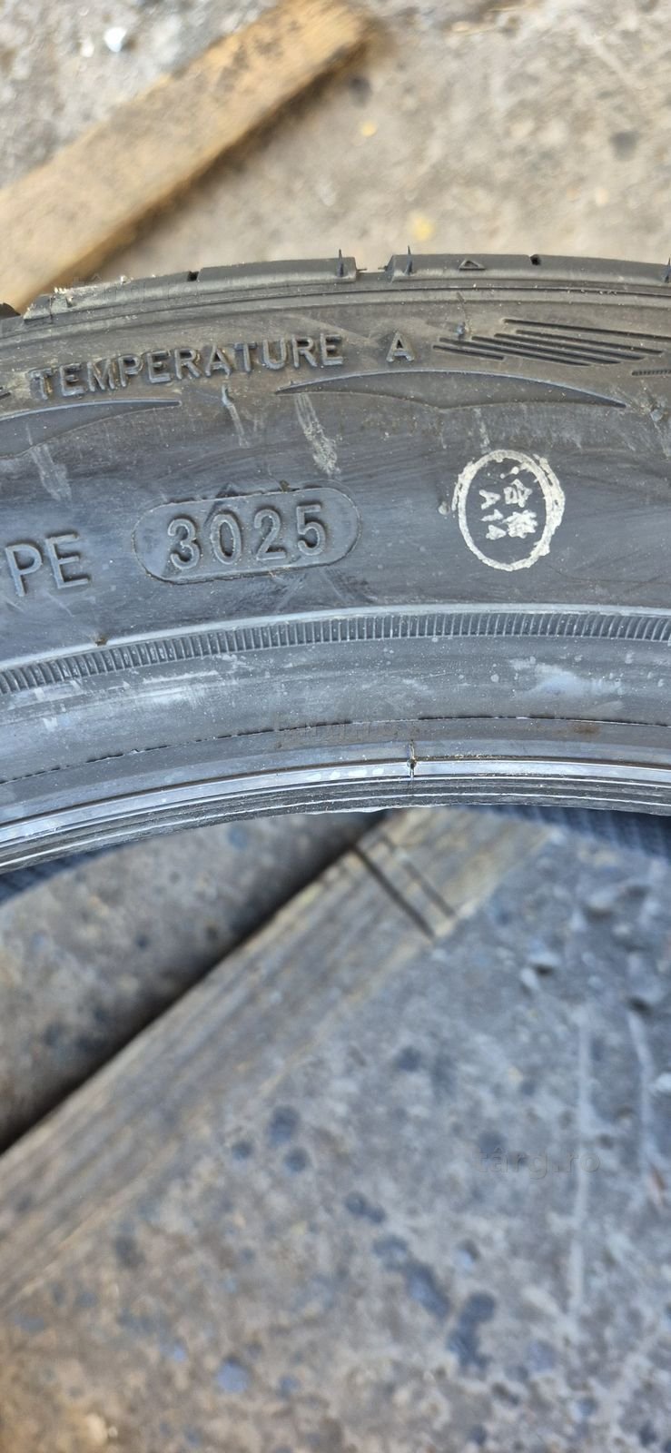 4 anvelope vara noi Kustone 275/35/21,dot 2025.Pretul este pe bucata. 6