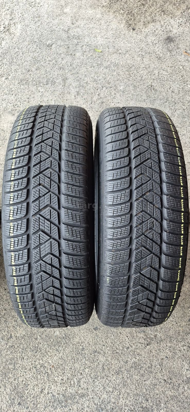 4 anvelope iarna Pirelli 235/65/19.Pretul este pe bucata 2