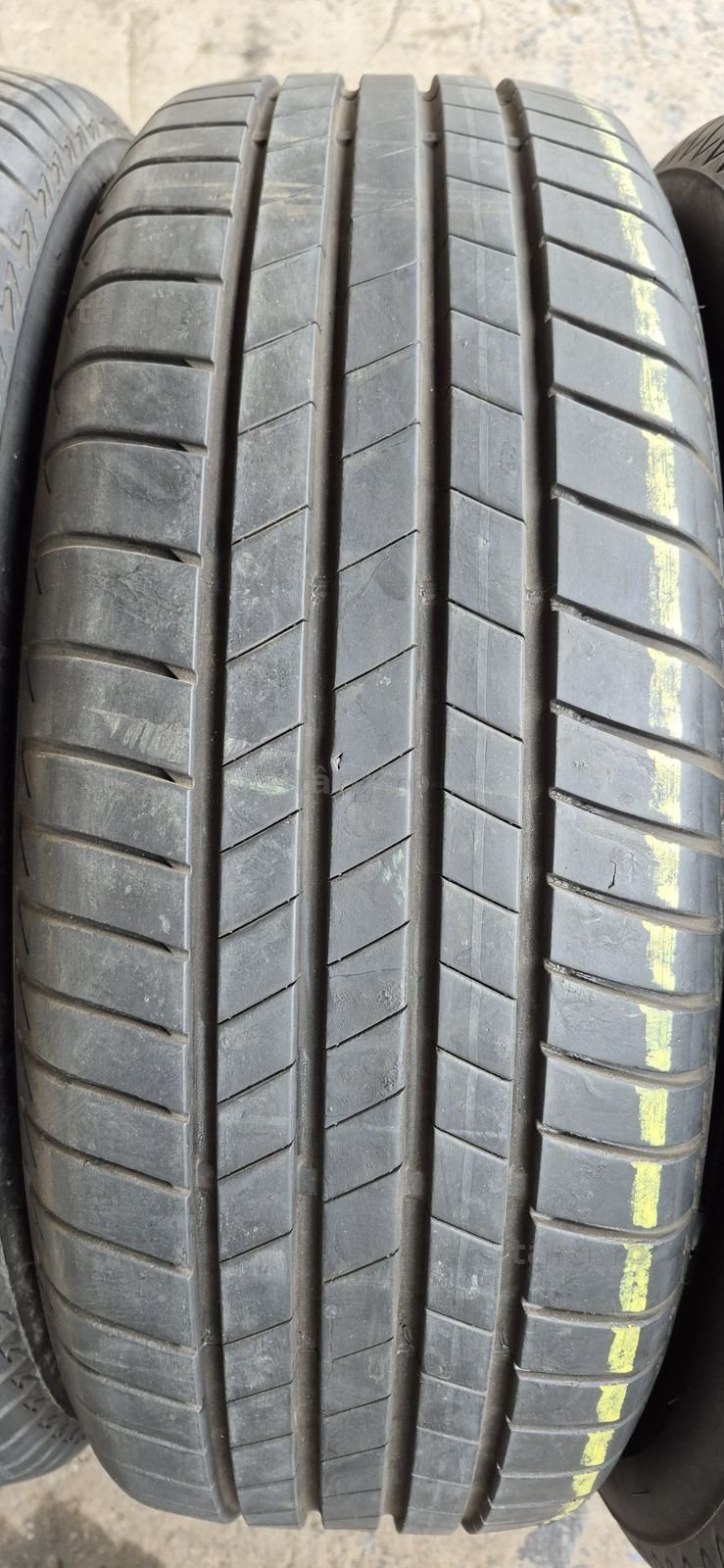 4 anvelope vara ca noi Bridgestone 225/60/18.Pretul este pe bucata. 3