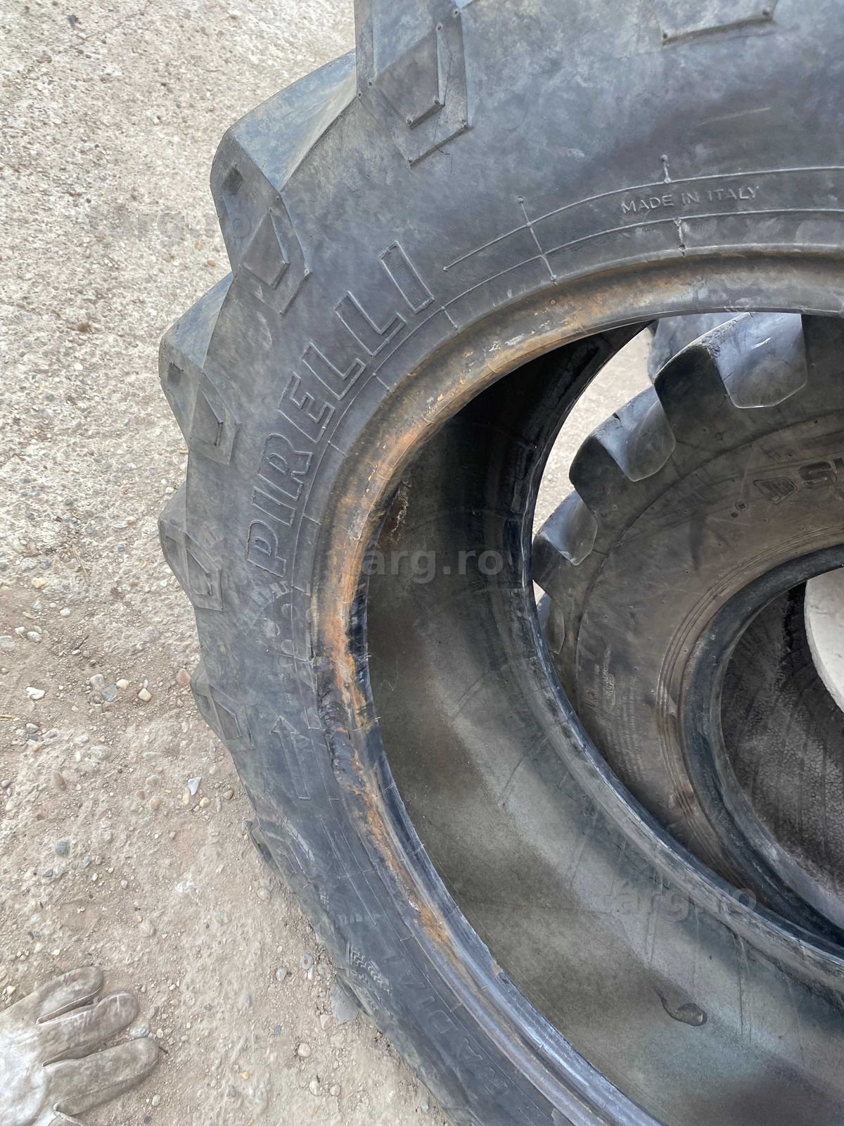 Cauciuc 320.70 R24 Continental 3