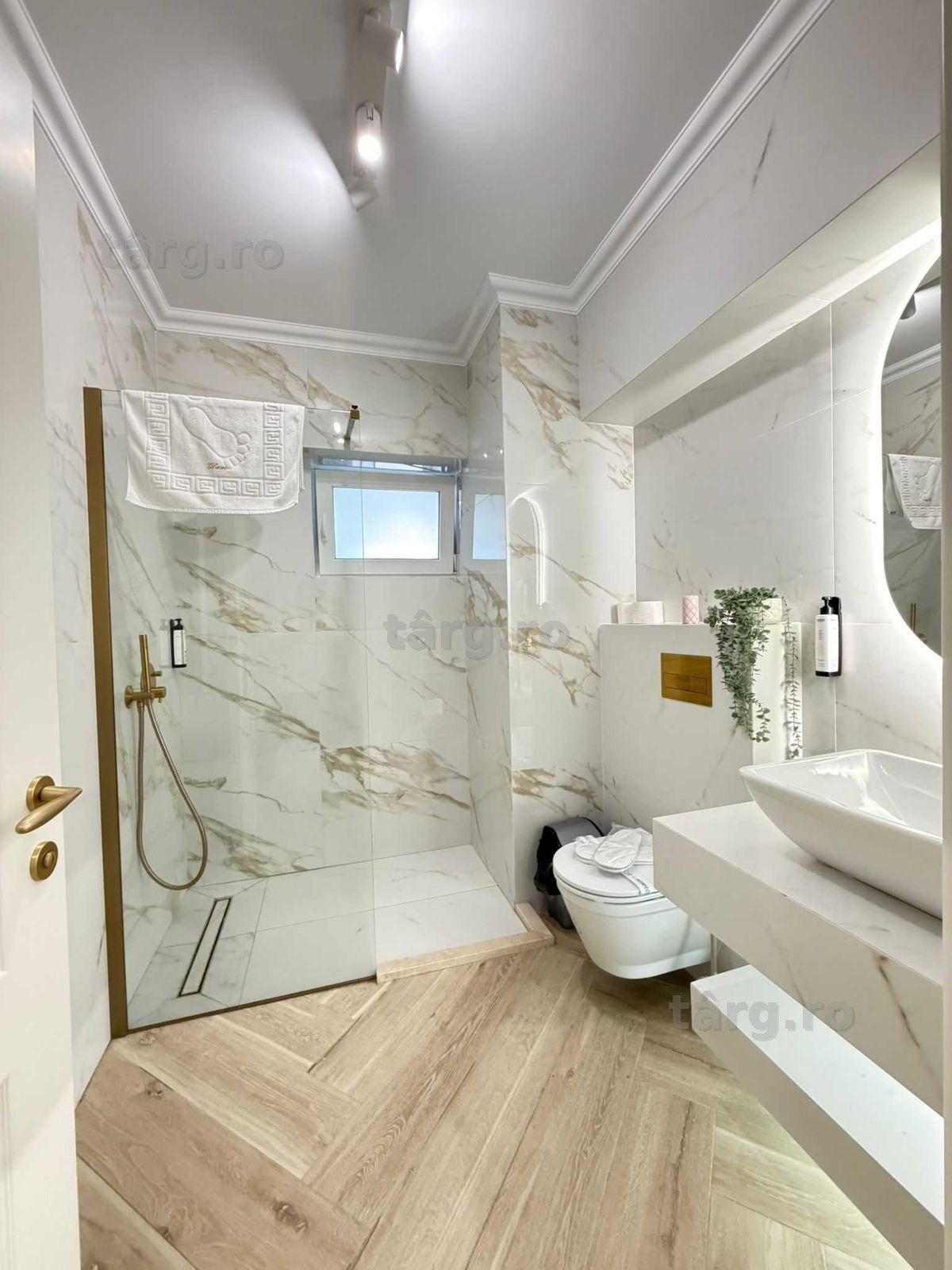 LUX LUX ! Glam Apartments Regim Hotelier Centru Palas Mall Palas Campus Aeroport EV-PC 5