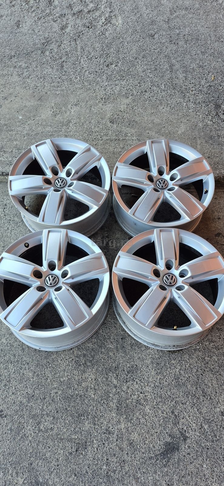 Set jante originale Volkswagen R18;7,5Jx18H2,ET.45.