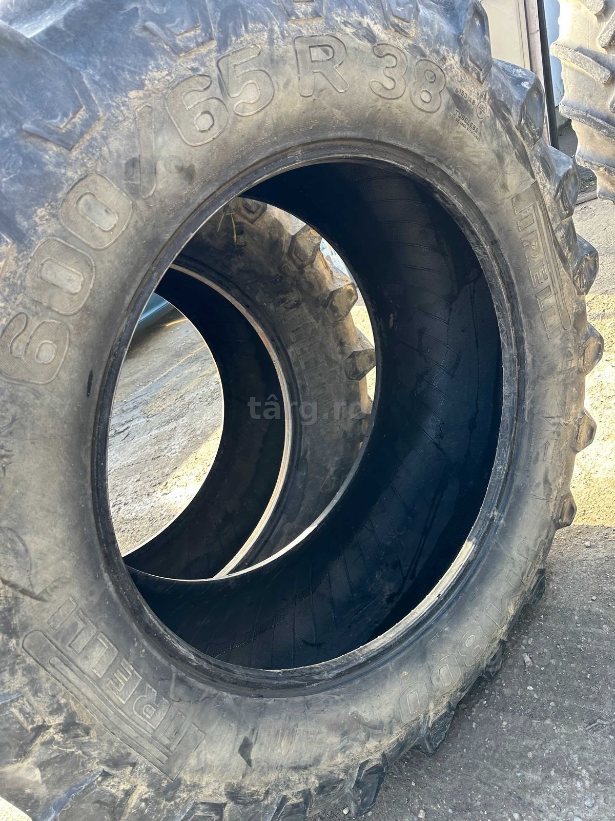 600/65 R38 Pirelli 4