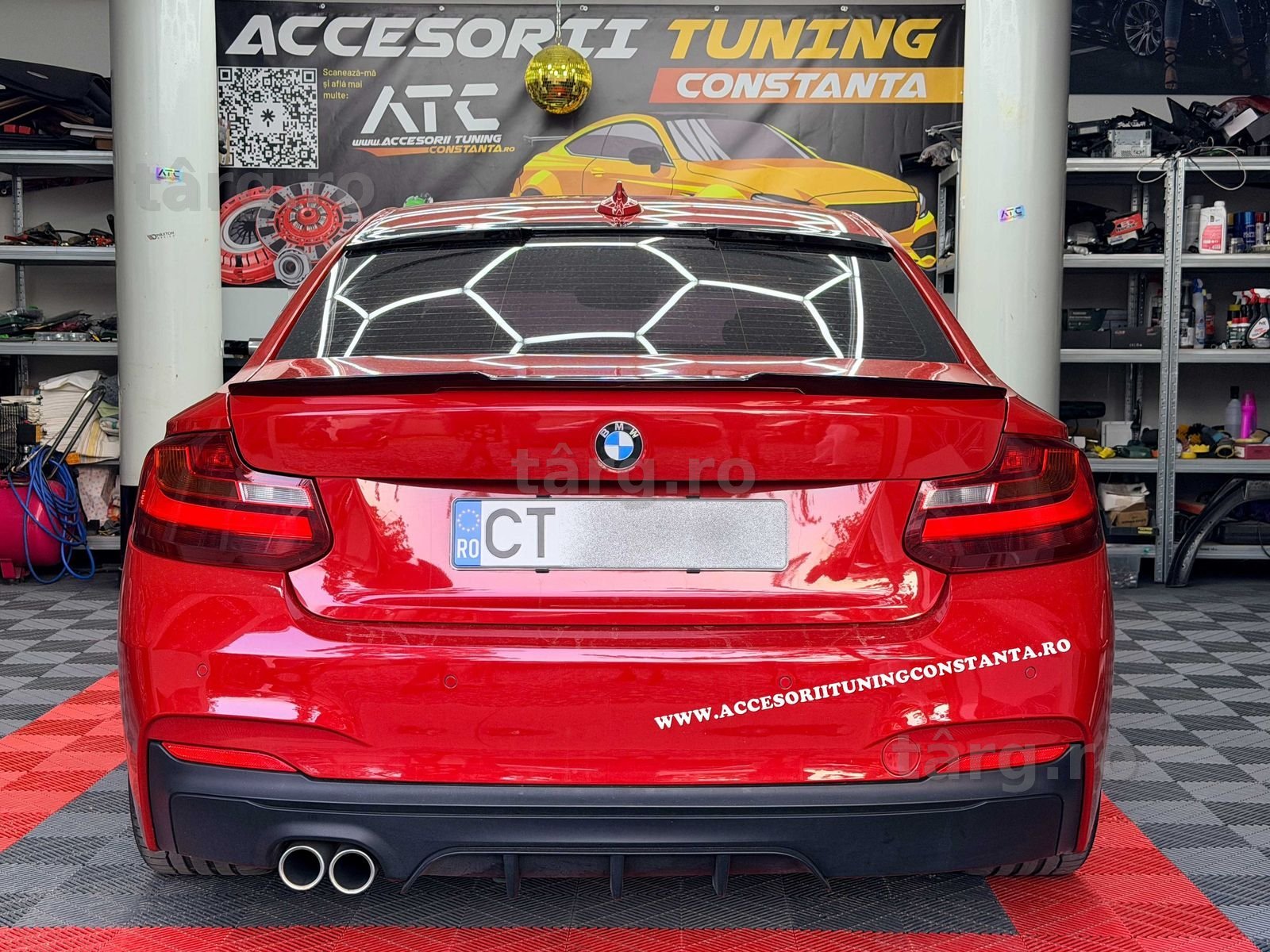 Eleron Portbagaj - BMW F22 F23 M4 Negru Lucios