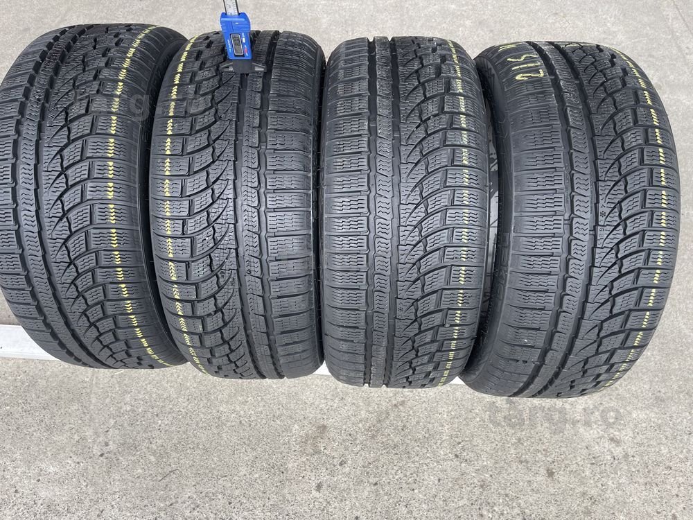 4 anvelope de iarna Nokian 215/40/17 ca noi 2
